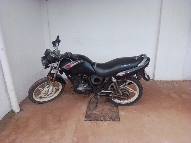 Suzuki EN125 Yes 2011
