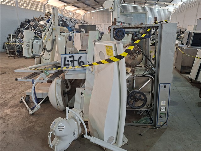Lote composto por: Máquina de impressão de exames, equipamen