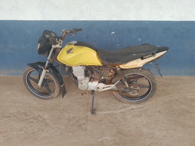 Honda CG 150 Titan EX 2013 em leilão