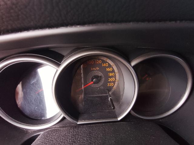 Foto 6 de 30: LIVINA 18SL - 2011/2012