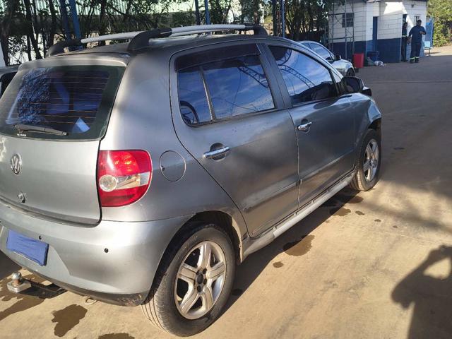 VOLKSWAGEN FOX 1.0 - 2005/2005 — foto 6 de 31