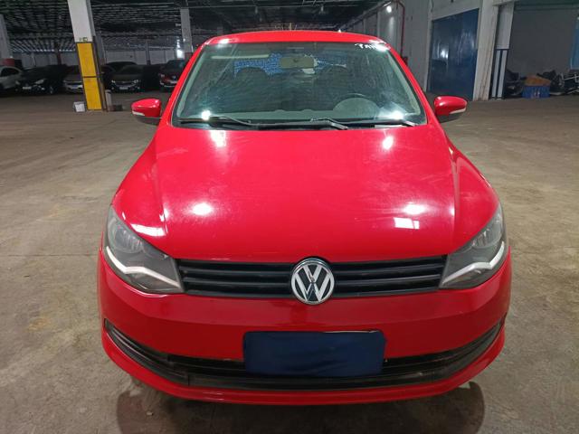 VOLKSWAGEN VOYAGE TL MA S - 2015/2015 — foto 3 de 40