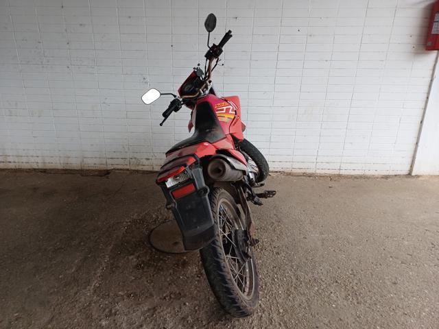 YAMAHA XTZ 125E - 2010/2010 — foto 4 de 10