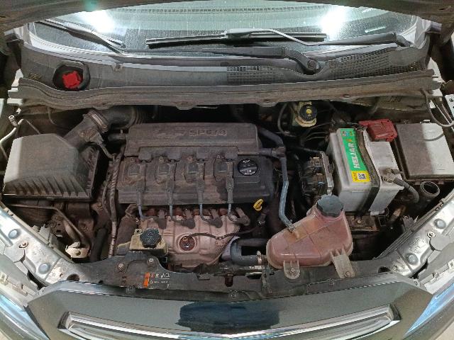CHEVROLET ONIX 1.4MT LT - 2014/2015 — foto 12 de 40