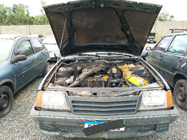 Foto 33 de 60: GOL 16V PLUS - 2001/2001