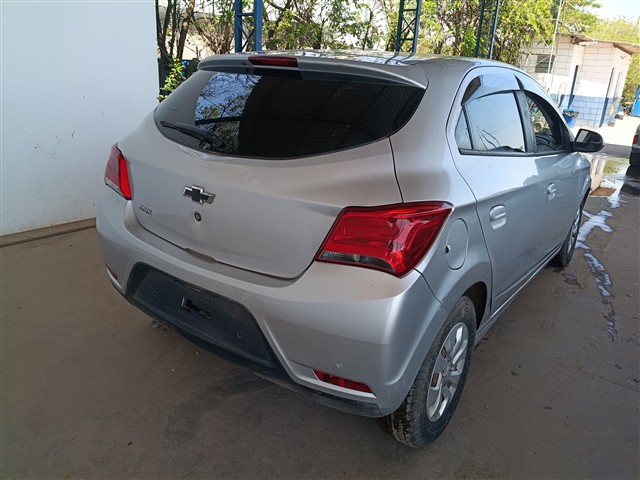 CHEVROLET ONIX 10MT JOYE - 2018/2018 — foto 3 de 29