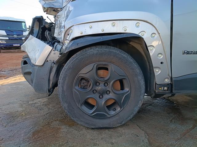 RENEGADE1.8 4X2 FLEX 16V AUT(PCD) - 2020/2020 — foto 24 de 31