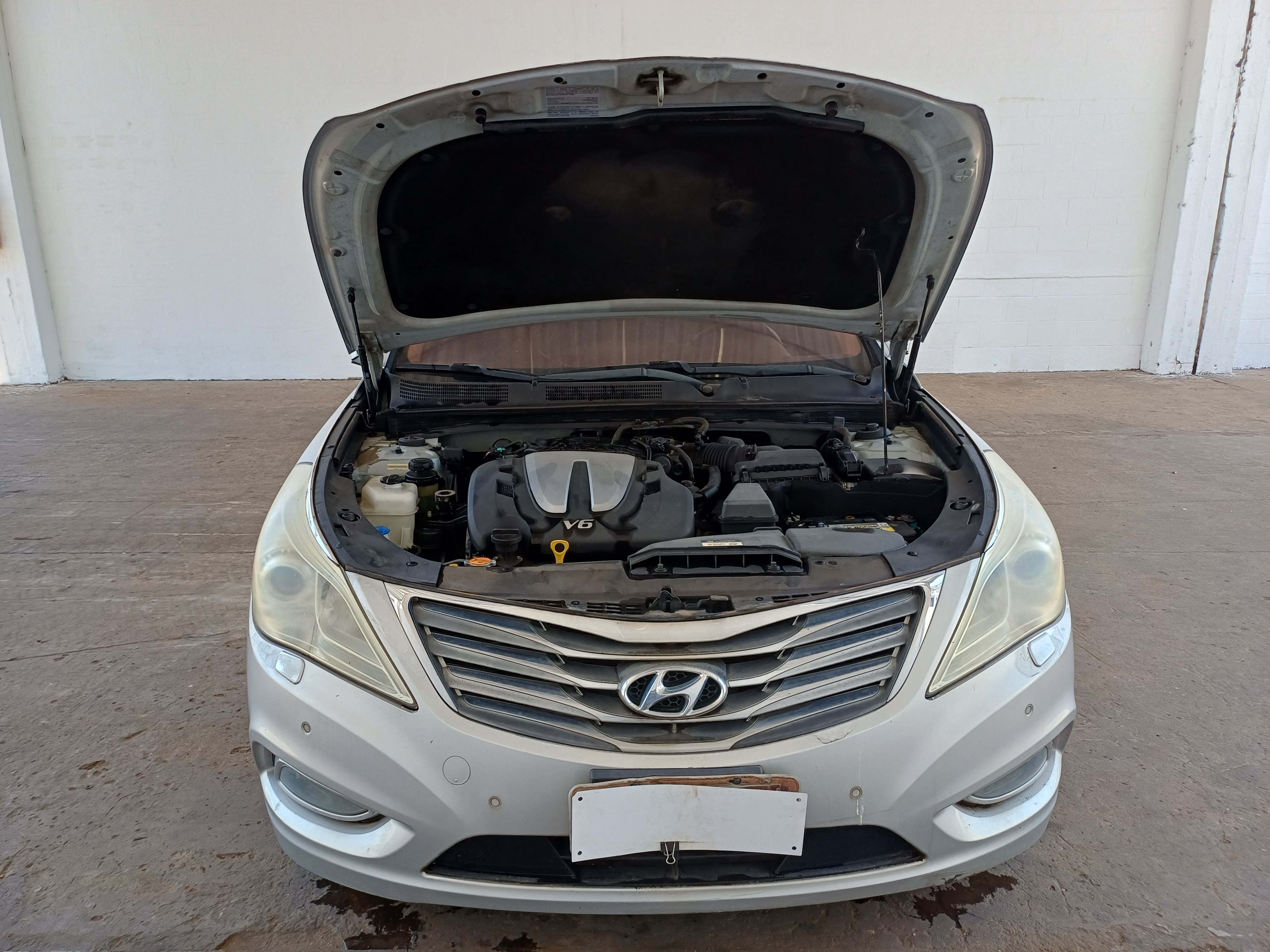HYUNDAI AZERA 3.0 V6 - 2012/2013 — foto 21 de 24