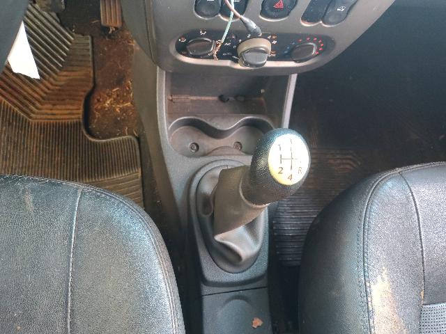 RENAULT SANDERO AUT 16 - 2010/2010 — foto 8 de 37