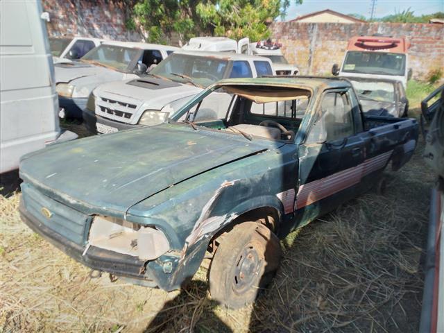 FORD GL -