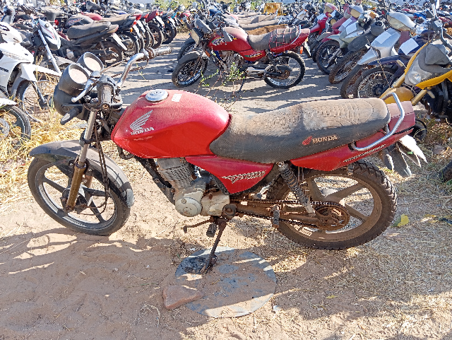 HONDA - CG 150 TITAN KS - leilão extrajudicial - TIANGUÁ CE - lance mínimo R$ 1.800