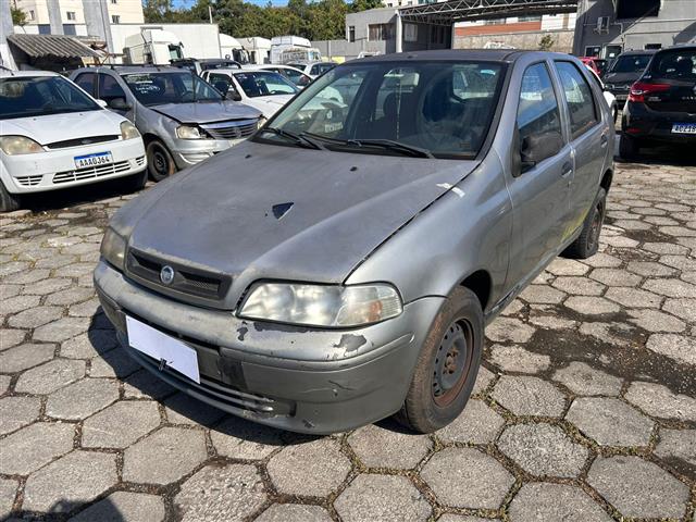Fiat Palio Fire 2004 em leilão