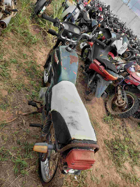 HONDA - CG 125 - leilão extrajudicial - TIANGUÁ CE - lance mínimo R$ 100