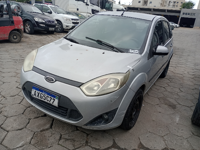 FORD - FIESTA 1.6 FLEX - leilão extrajudicial - CURITIBA PR - lance mínimo R$ 5.000