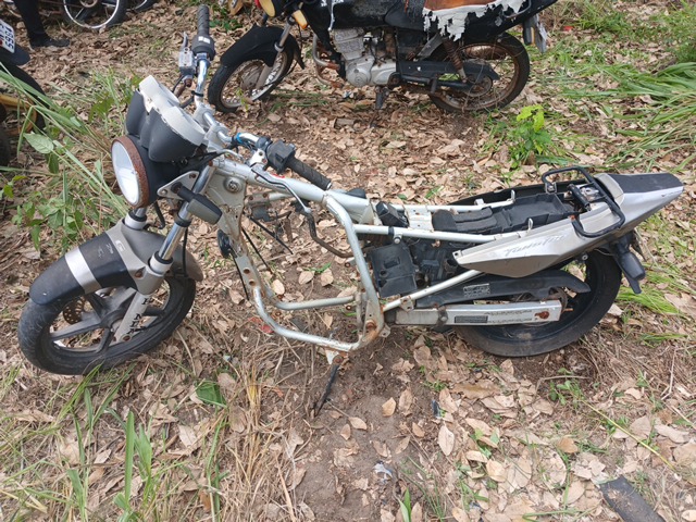 Honda CBX 250 Twister 2008 em leilão