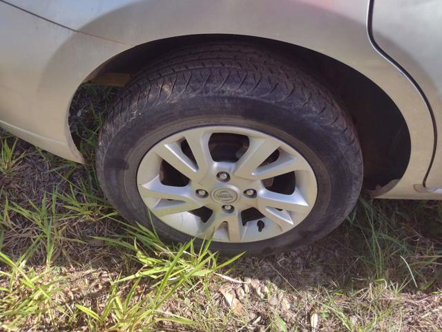 NISSAN LIVINA 18SL - 2012/2013 — foto 26 de 36