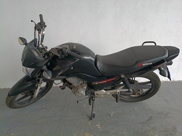 Honda CG 160 FAN Esdi 2017 em leilão