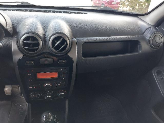 RENAULT SANDERO EXP 16 - 2011/2012 — foto 9 de 40