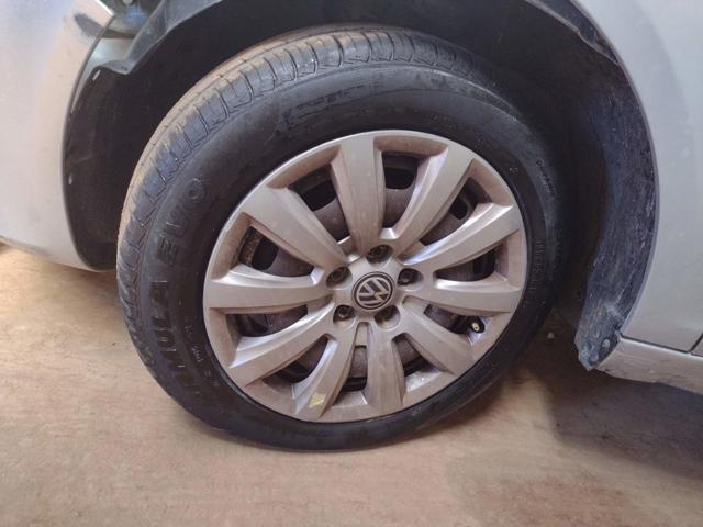 VOLKSWAGEN FOX 1.6 GII - 2012/2013 — foto 21 de 29