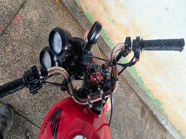 HONDA CG 125 FAN ES - 2010/2011 — foto 9 de 21