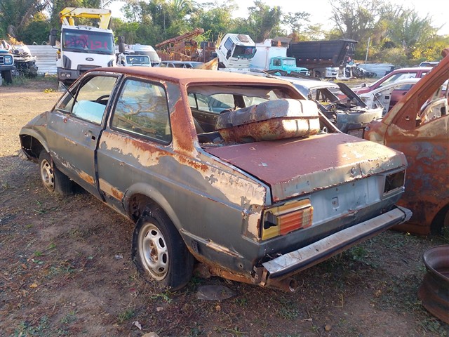 VOLKSWAGEN VOYAGE LS - 1982/1983 — foto 3 de 7