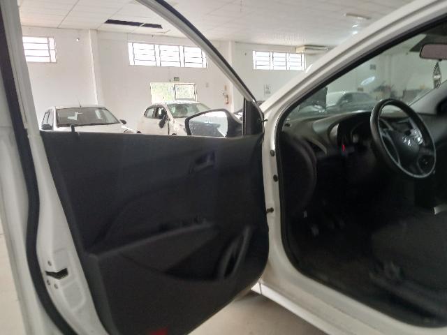 HYUNDAI HB20 1.0M COMFOR - 2014/2014 — foto 14 de 25