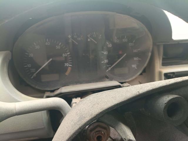 VOLKSWAGEN GOL 16V SPORT - 2002/2002 — foto 6 de 22