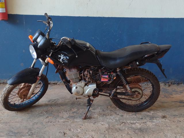 Honda CG 150 FAN ESI 2013 em leilão