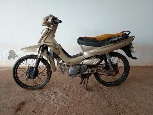 Yamaha Crypton T105e 2003 em leilão