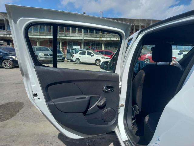 RENAULT SANDERO ZEN10MT - 2020/2021 — foto 13 de 40