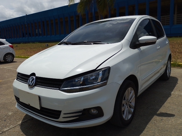 VOLKSWAGEN FOX CONNECT MB - 2019/2020