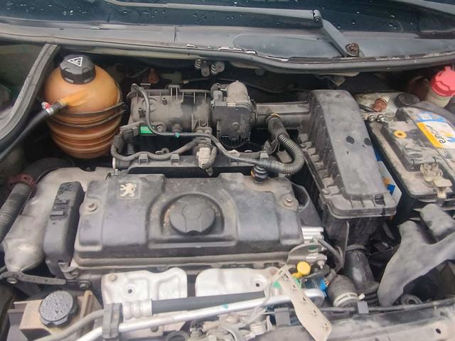 Foto 10 de 23: 207PASSION XR - 2010/2011