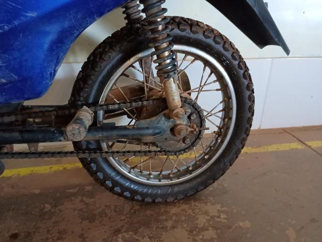 HONDA C100 BIZ - 2004/2004 — foto 11 de 13