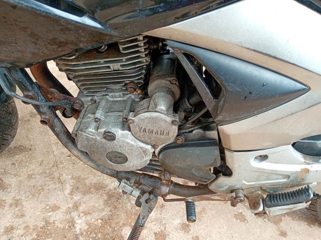 YAMAHA FAZER250 BLUEFLEX - 2013/2013 — foto 12 de 13