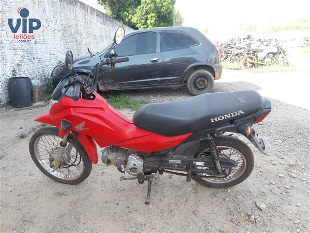 Honda POP 110i 2017 em leilão