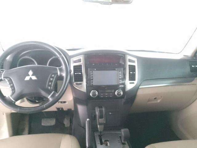 MMC PAJERO HPE 3.2 D - 2016/2017 — foto 26 de 27