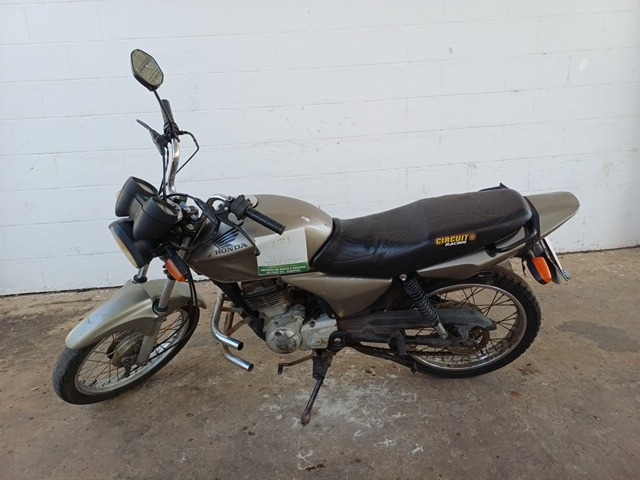 HONDA - CG 150 TITAN KS - leilão extrajudicial - TERESINA PI - lance mínimo R$ 2.500