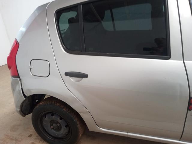 RENAULT SANDERO AUT1016V - 2009/2009 — foto 32 de 37