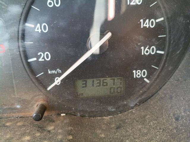 VOLKSWAGEN GOL 16V - 2000/2000 — foto 24 de 27