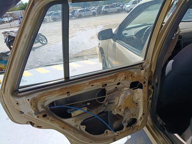 VOLKSWAGEN GOL 16V - 2000/2000 — foto 18 de 27