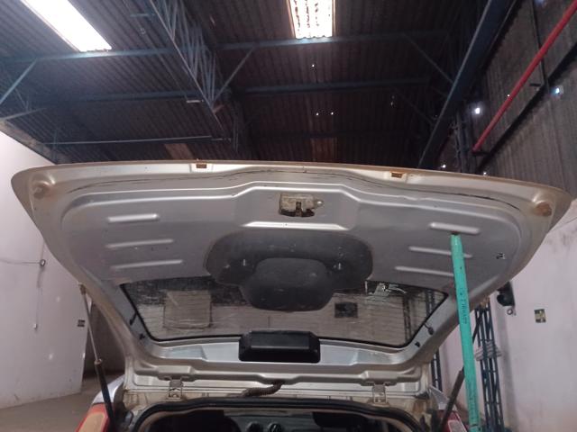 FIAT UNO VIVACE 1.0 - 2013/2014 — foto 22 de 36