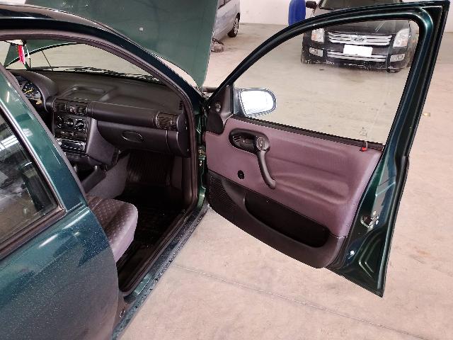 Foto 15 de 32: CORSA WIND - 1999/1999