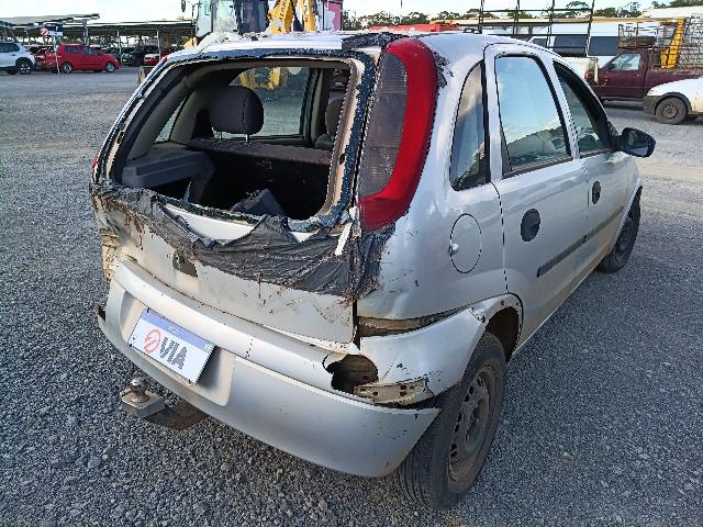 GM CORSA HATCH - 2003/2003 — foto 3 de 5