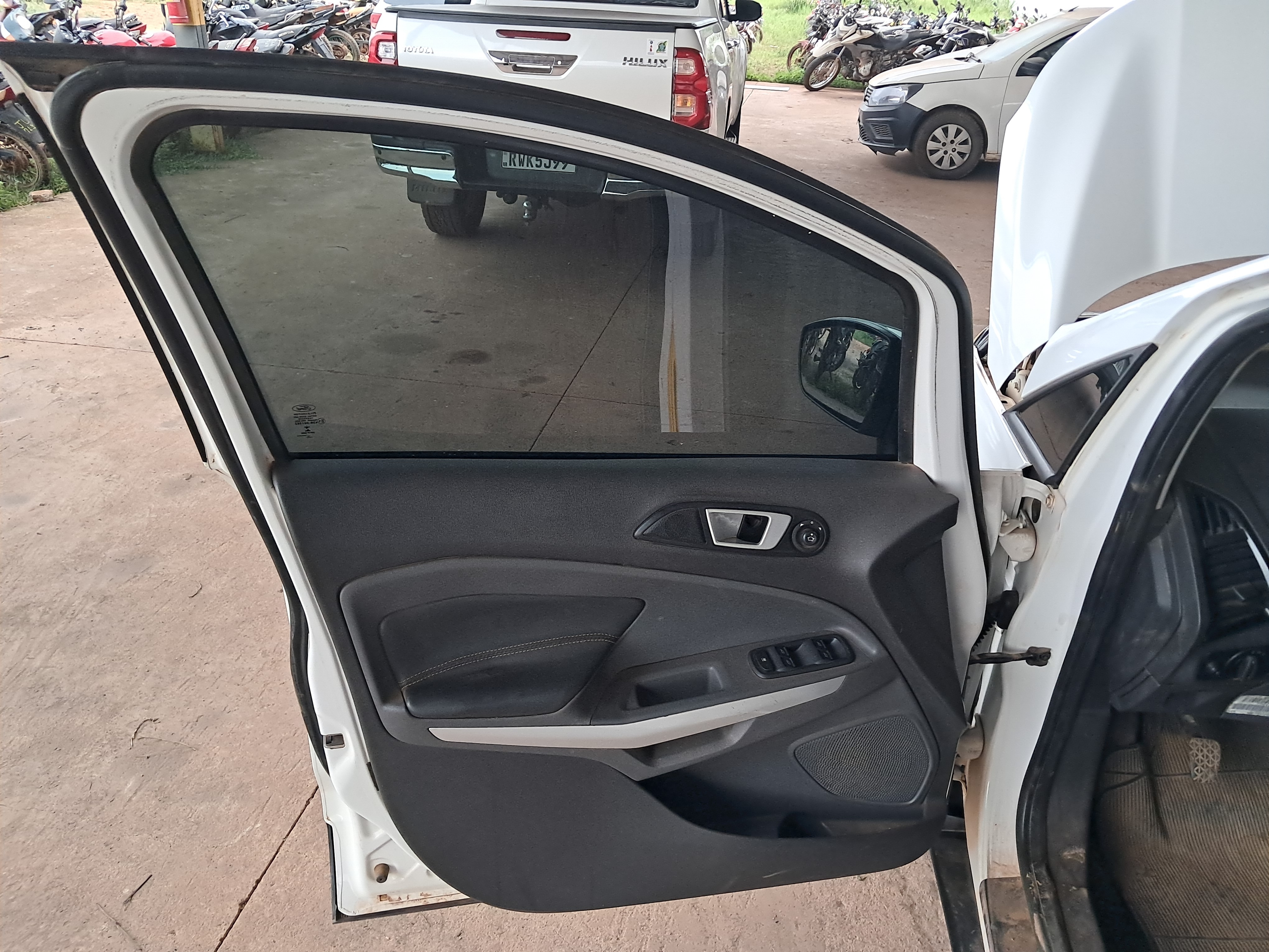FORD ECOSPORT FSL 1.6 - 2014/2015 — foto 12 de 29