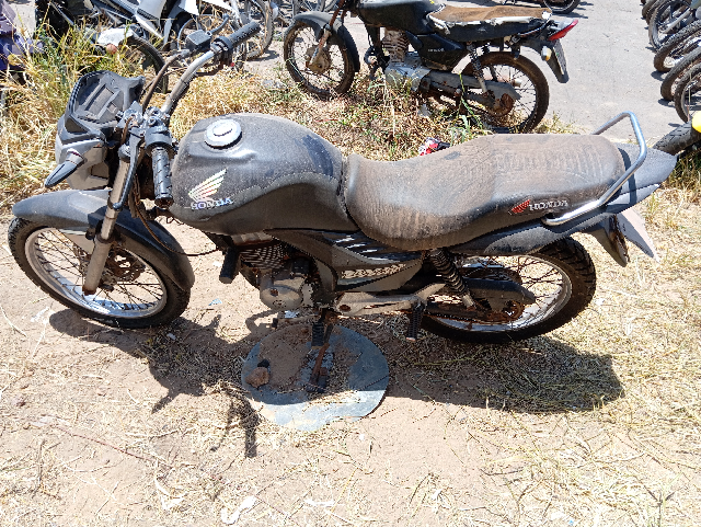 HONDA - CG 150 TITAN ESD - leilão extrajudicial - TIANGUÁ CE - lance mínimo R$ 924