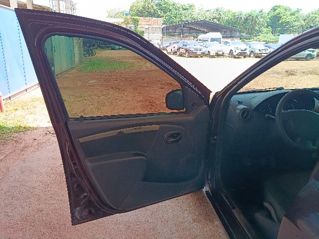 RENAULT LOGAN EXP 1016V - 2009/2010 — foto 14 de 40
