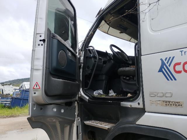 Foto 12 de 30: FH 500 6X2T - 2014/2015