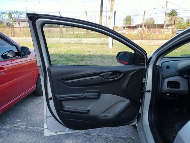 CHEVROLET ONIX 10MT JOYE - 2017/2018 — foto 15 de 27