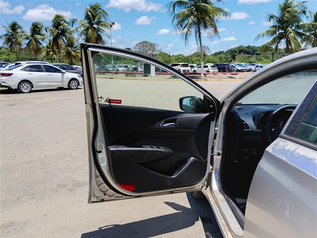 HYUNDAI HB20 1.6A COMF - 2014/2015 — foto 20 de 40