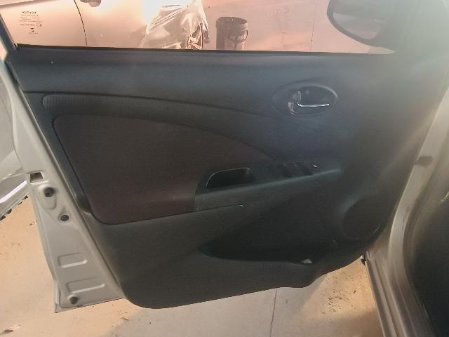 Foto 18 de 29: ETIOS HB X 13L MT - 2017/2018
